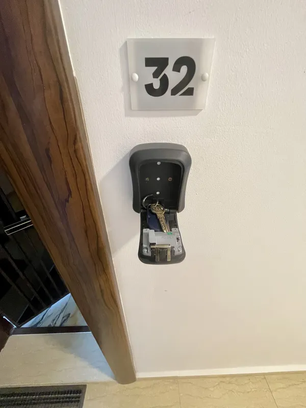 Apartament 32